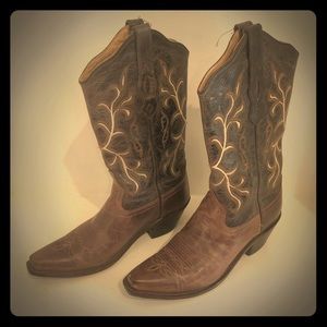 {Old West} snip toe cowboy boot